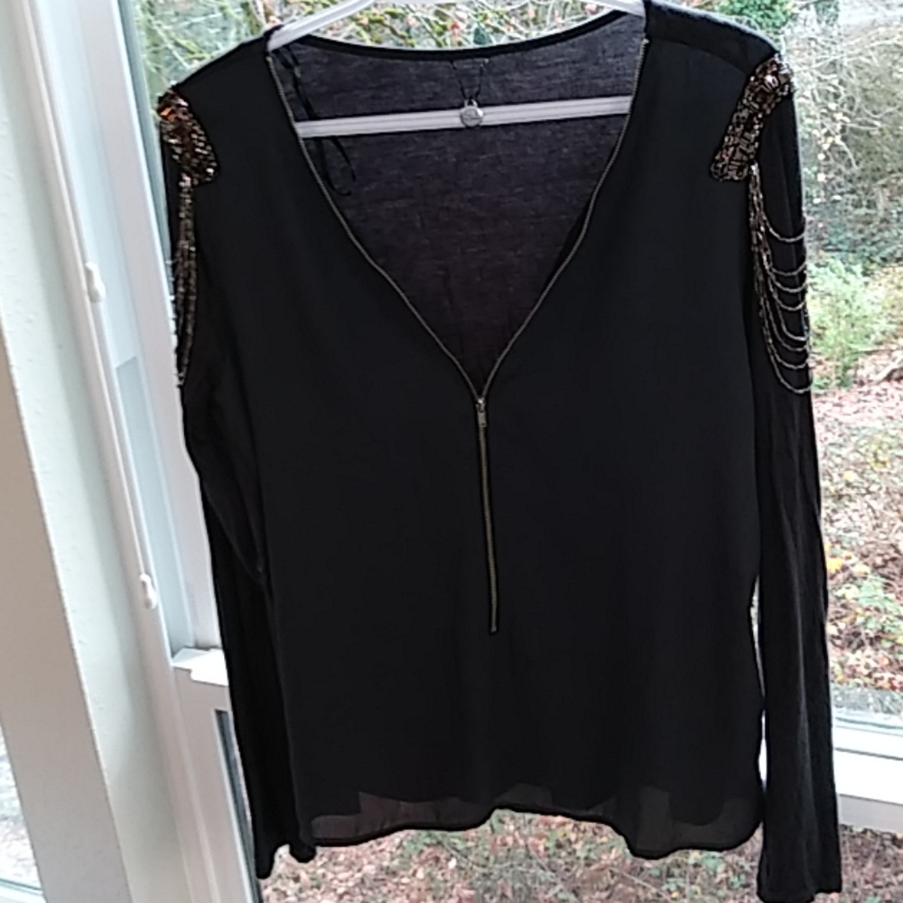 BKE BOUTIQUE LONG SLEEVED BLOUSE dark gray